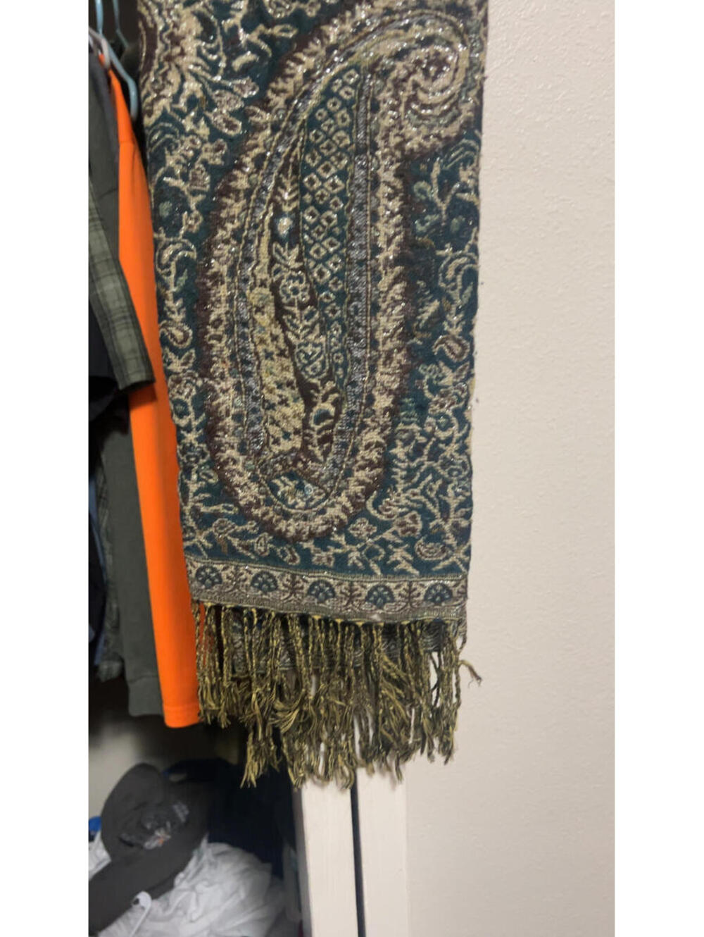 Woven Green and blue paisley scarf with fringe